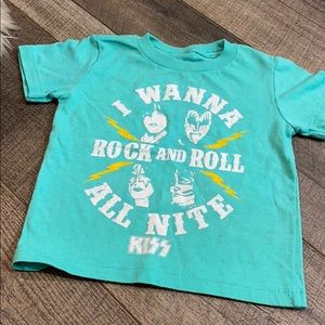 Toddler kiss tee